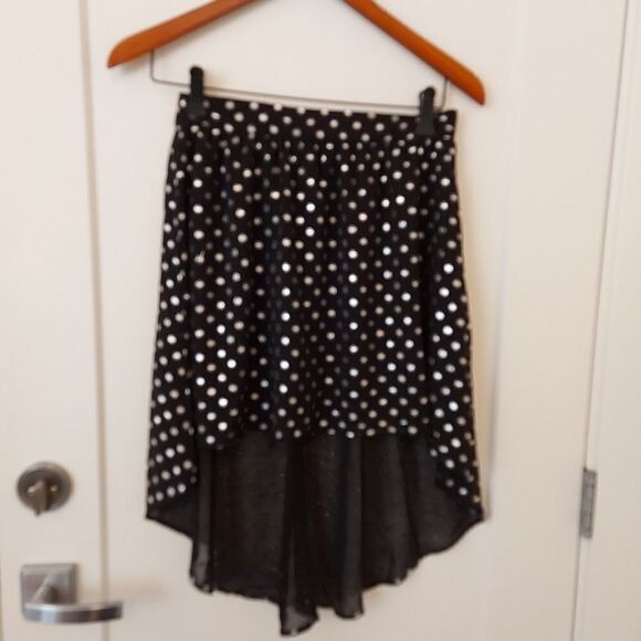 Forever 21 hi-low skirt - Picture 3 of 9